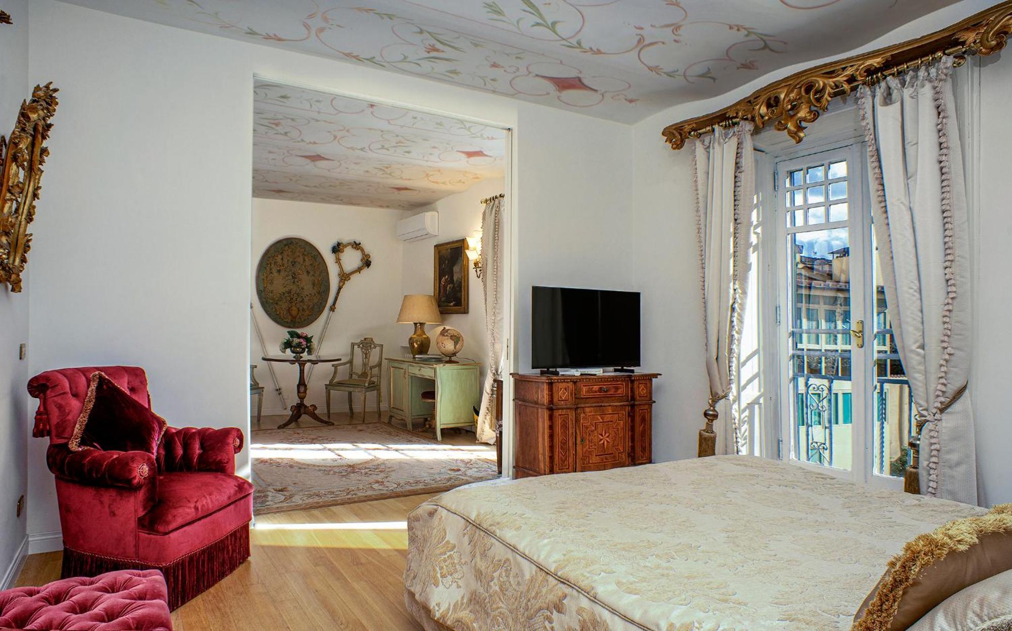 Residenza Ruspoli Bonaparte Alojamento de Acomodação e Pequeno-almoço