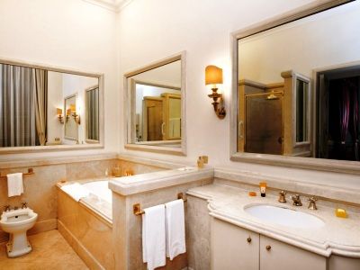 Alojamento de Acomodação e Pequeno-almoço Residenza Ruspoli Bonaparte 4*